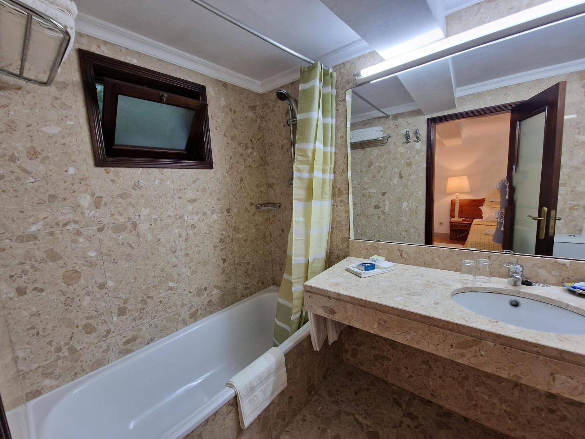Dream Corner By Waterfalls, 20 Min To Oporto, By Porto With Love Lda Parada (Porto) Quarto foto